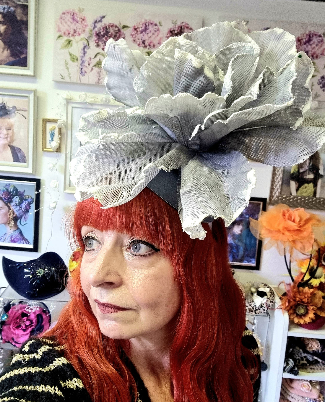 Grey flower fascinator. Races hat. Wedding hat.