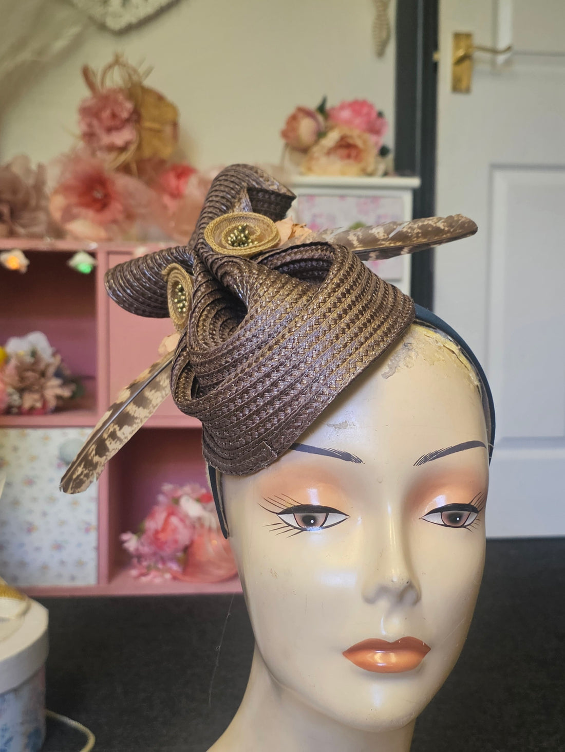 Chocolate brown percher hat
