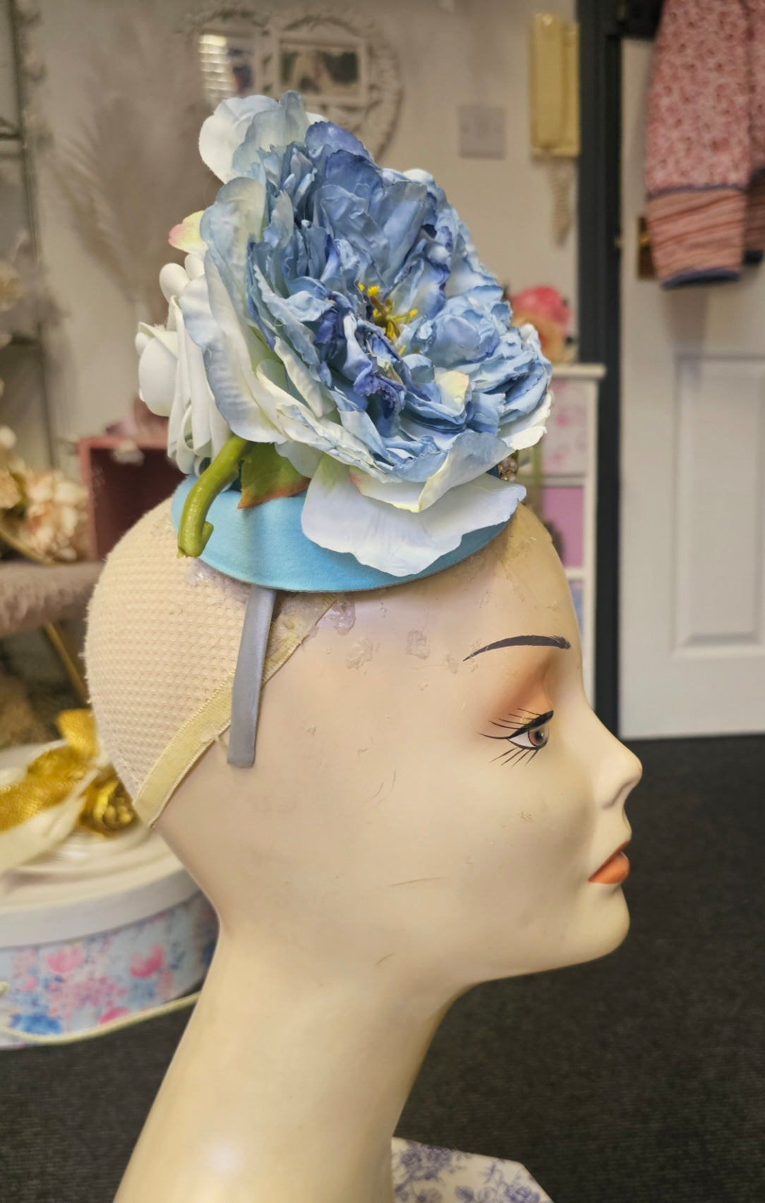 Blue flower pillbox hat