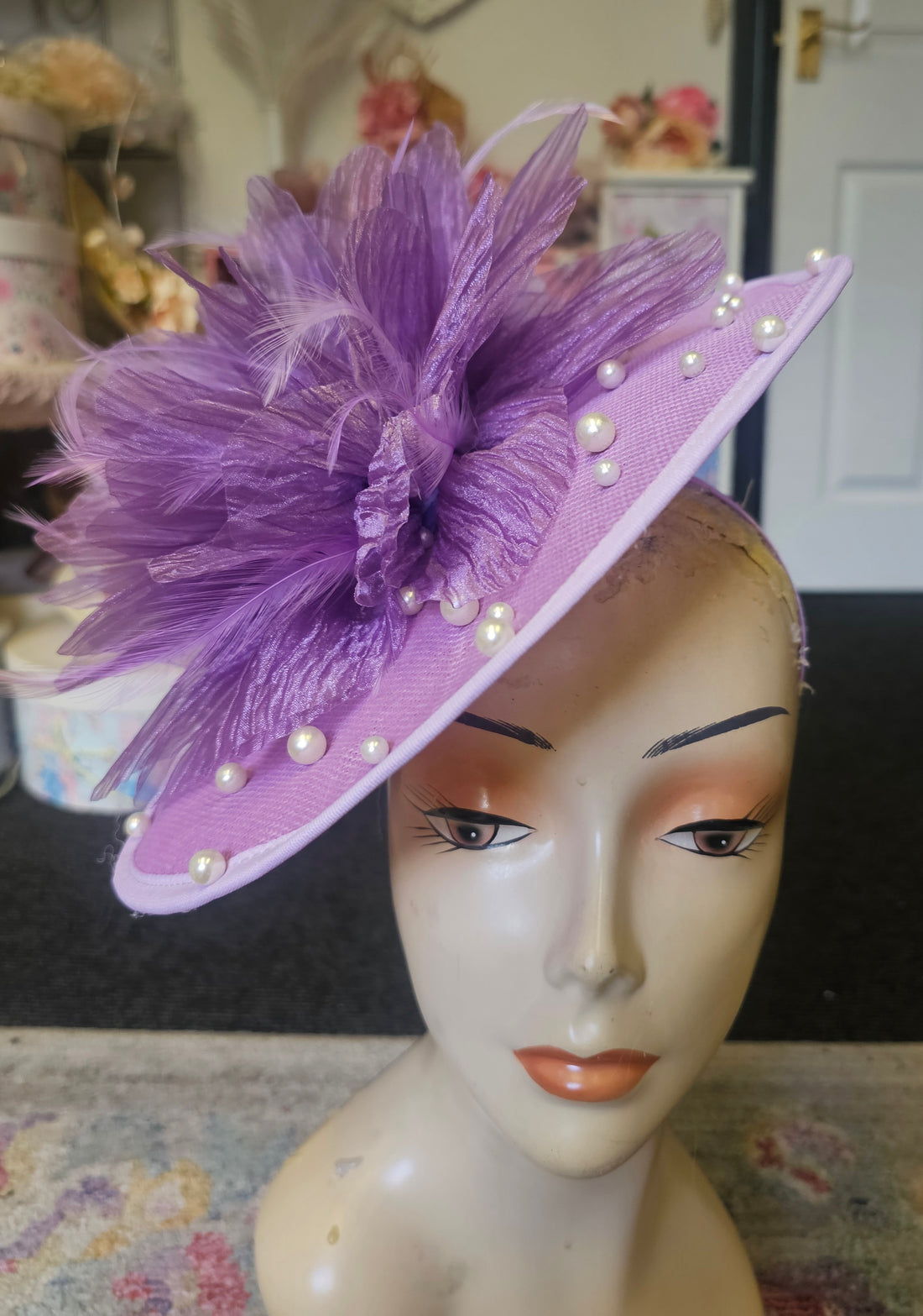 Lilac percher fascinator