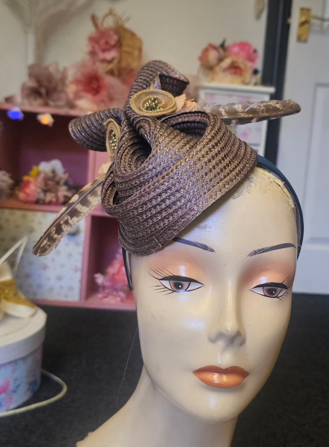 Chocolate brown percher hat