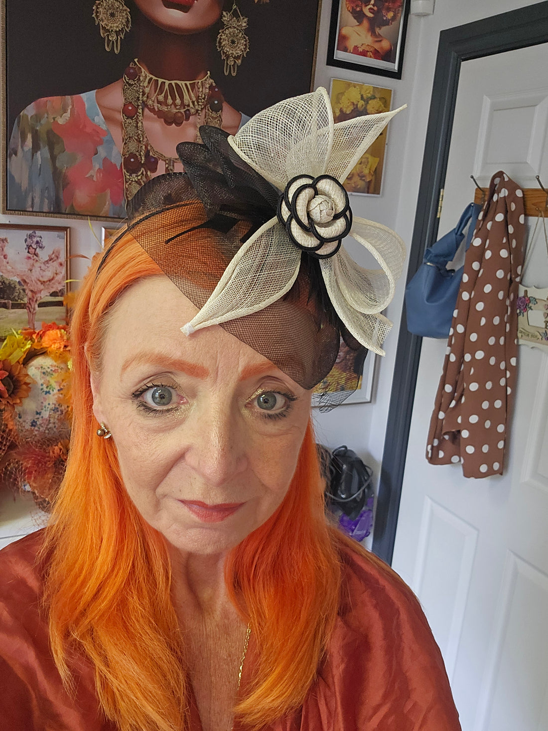 Ivory & black fascinator