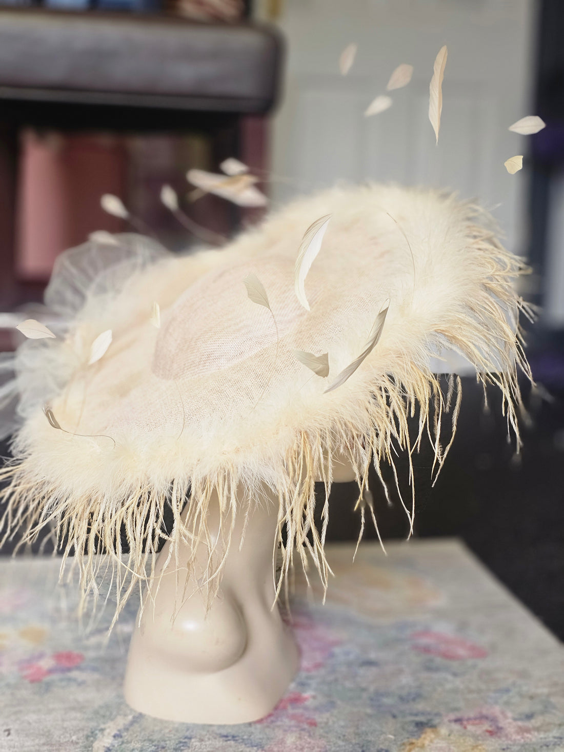 Large feather hatinator