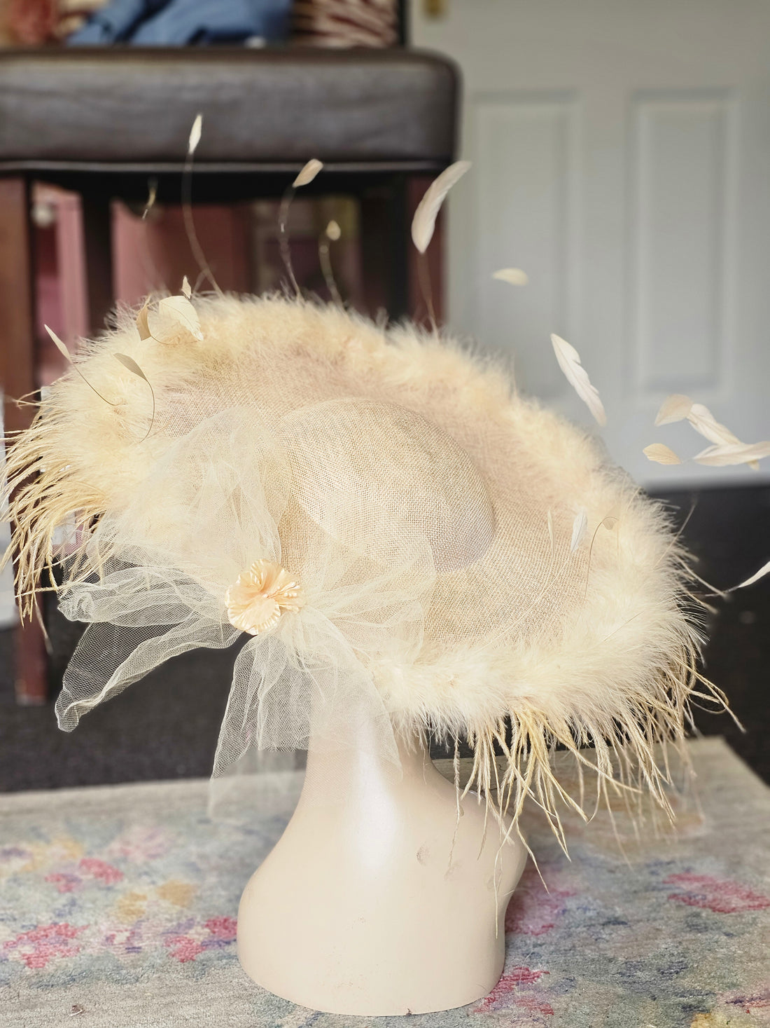 Large feather hatinator