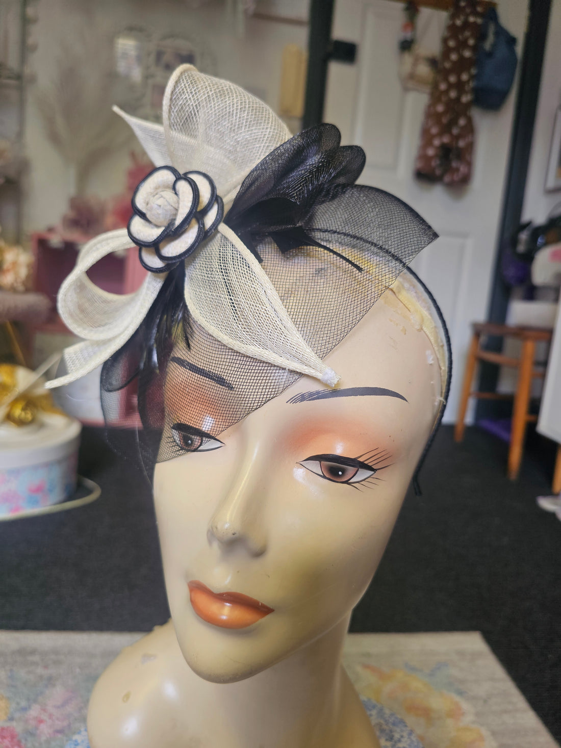 Ivory & black fascinator