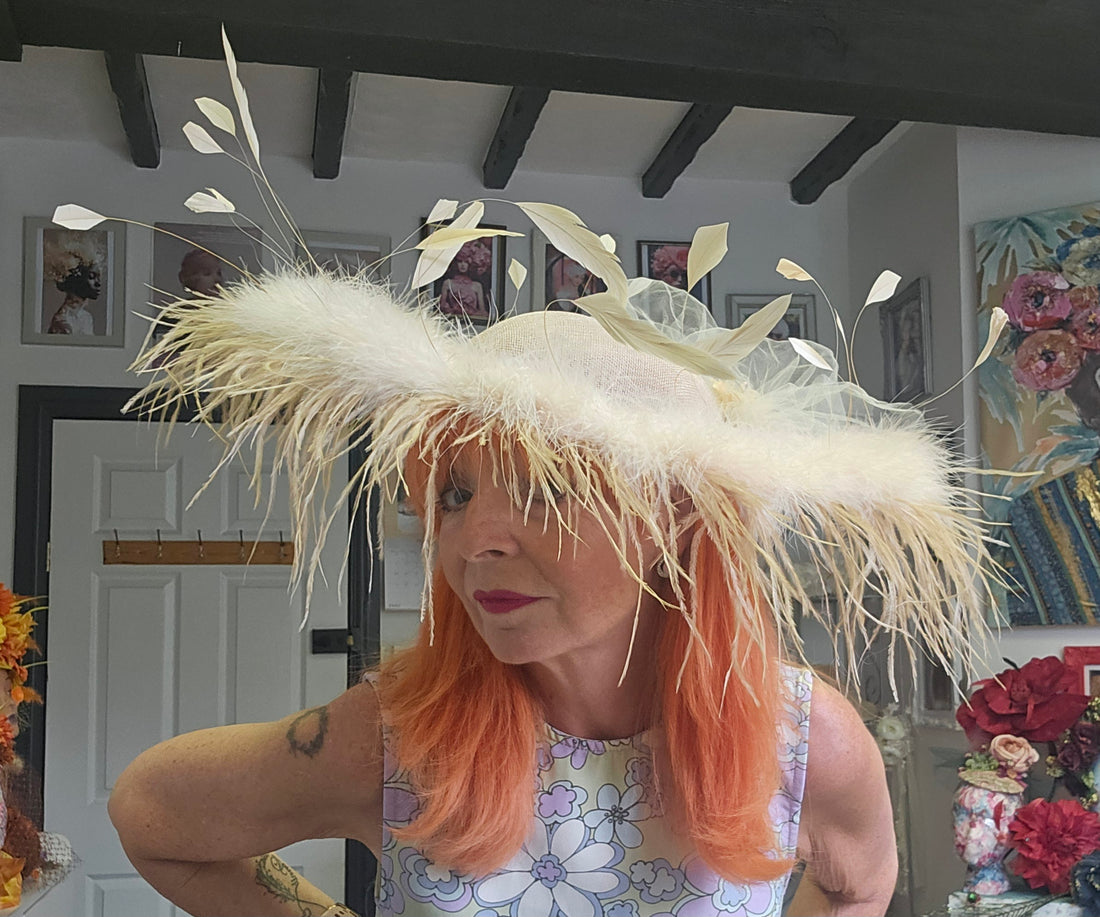 Large feather hatinator
