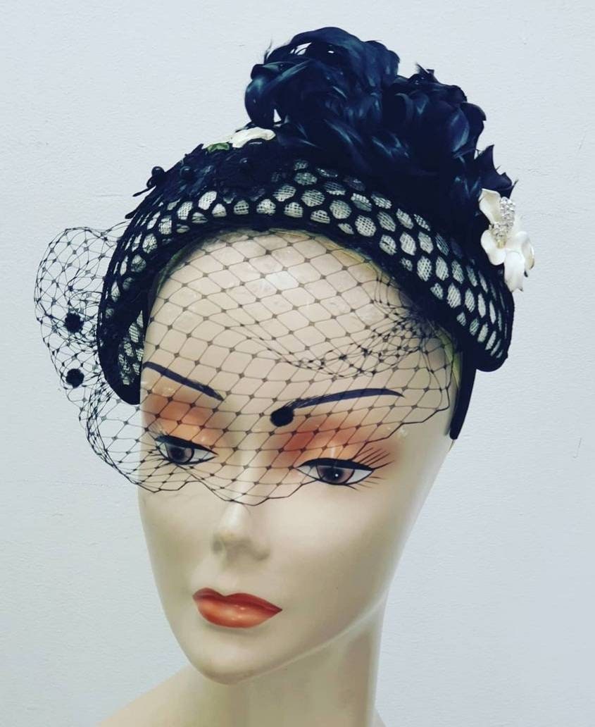 Black  ivory monochrome feather  fascinator veil headpiece headband fascinator hatinator duchy wedding races womens