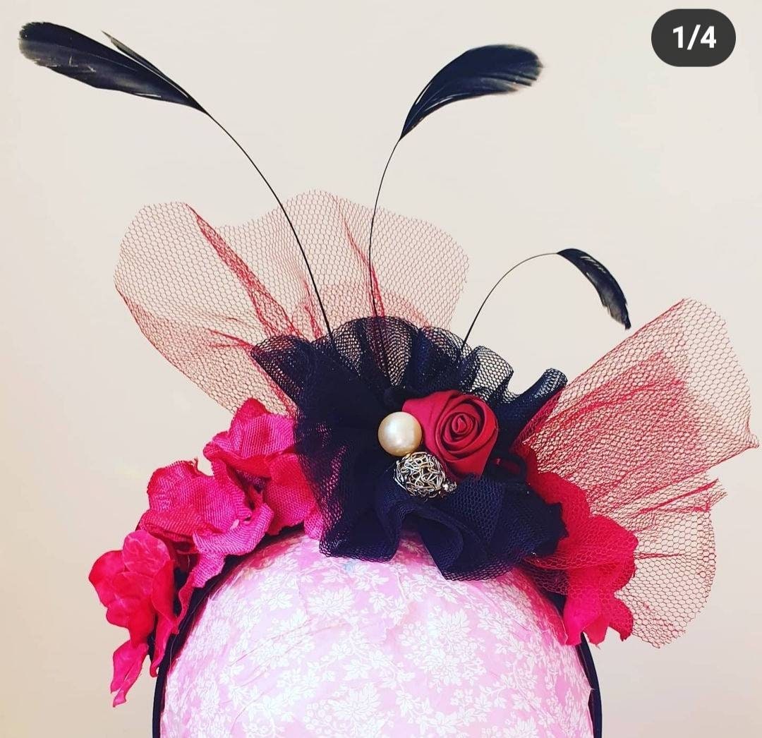 Red black white flower fascinator net headband feather  hat headpiece wedding races hair fascinator headpiece hatinator gothic womens