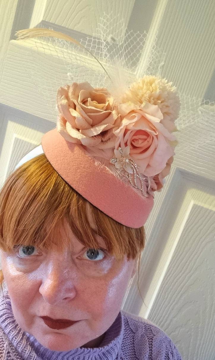 Peach blush nude flower Pillbox hat wool percher veil band races. Wedding hatinator. Flower fascinator headpiece womens