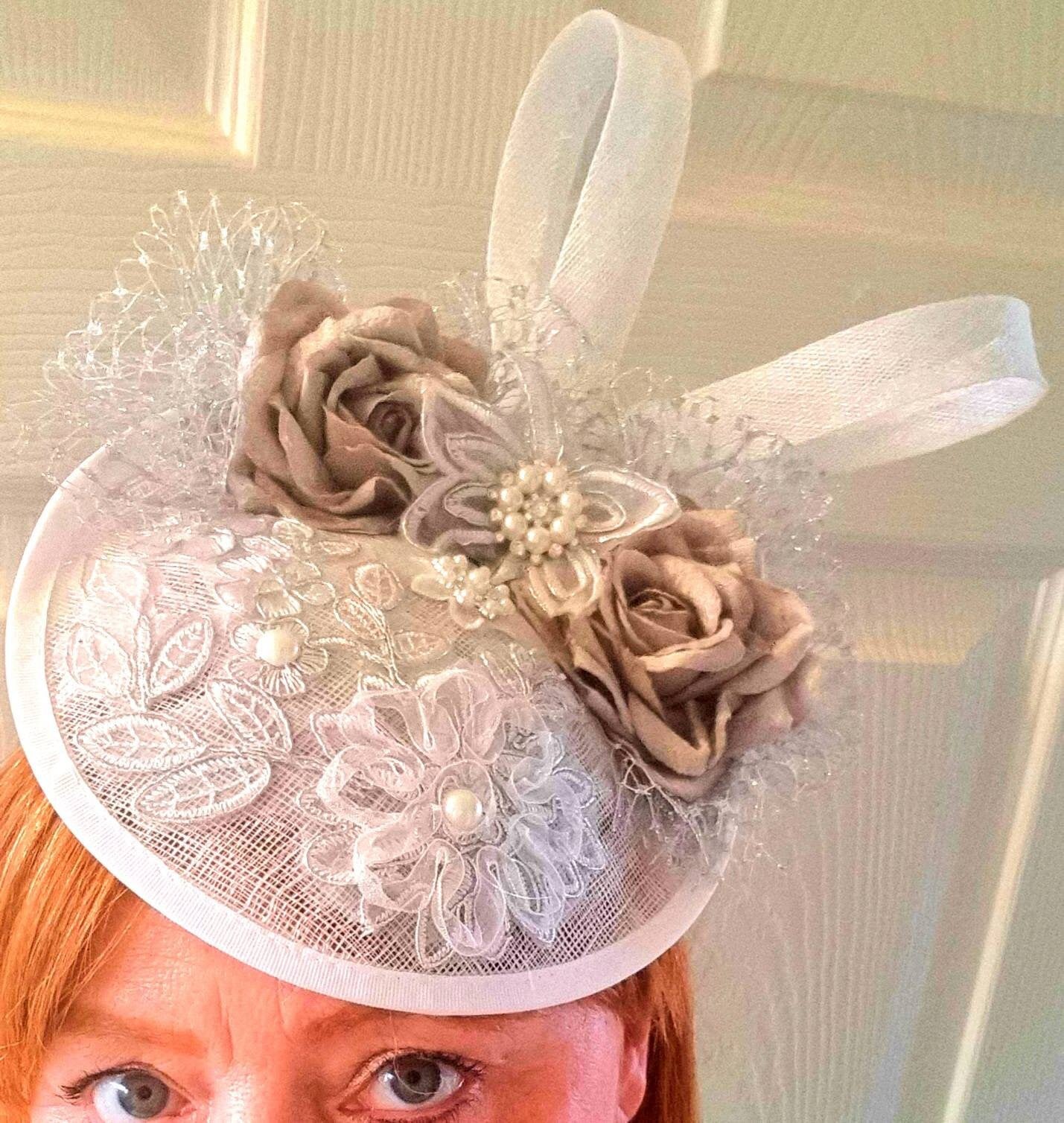 white silver flower hatinator. Hat fascinator headpiece races Wedding Ascott ladies day womens