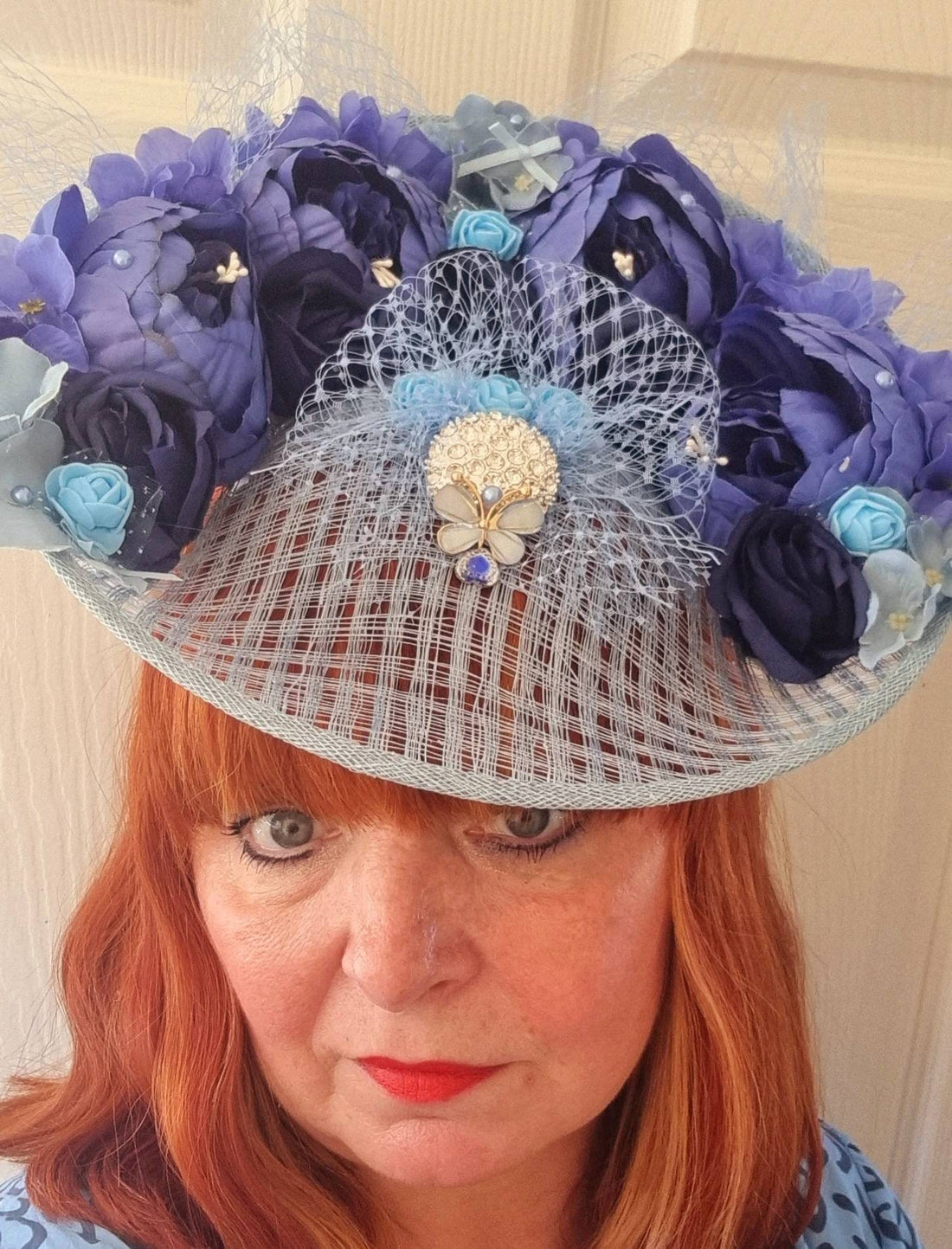 powder blue royal aqua flower hatinator percher hat headpiece fascinator pearls net Races wedding christening mother of the bride womens